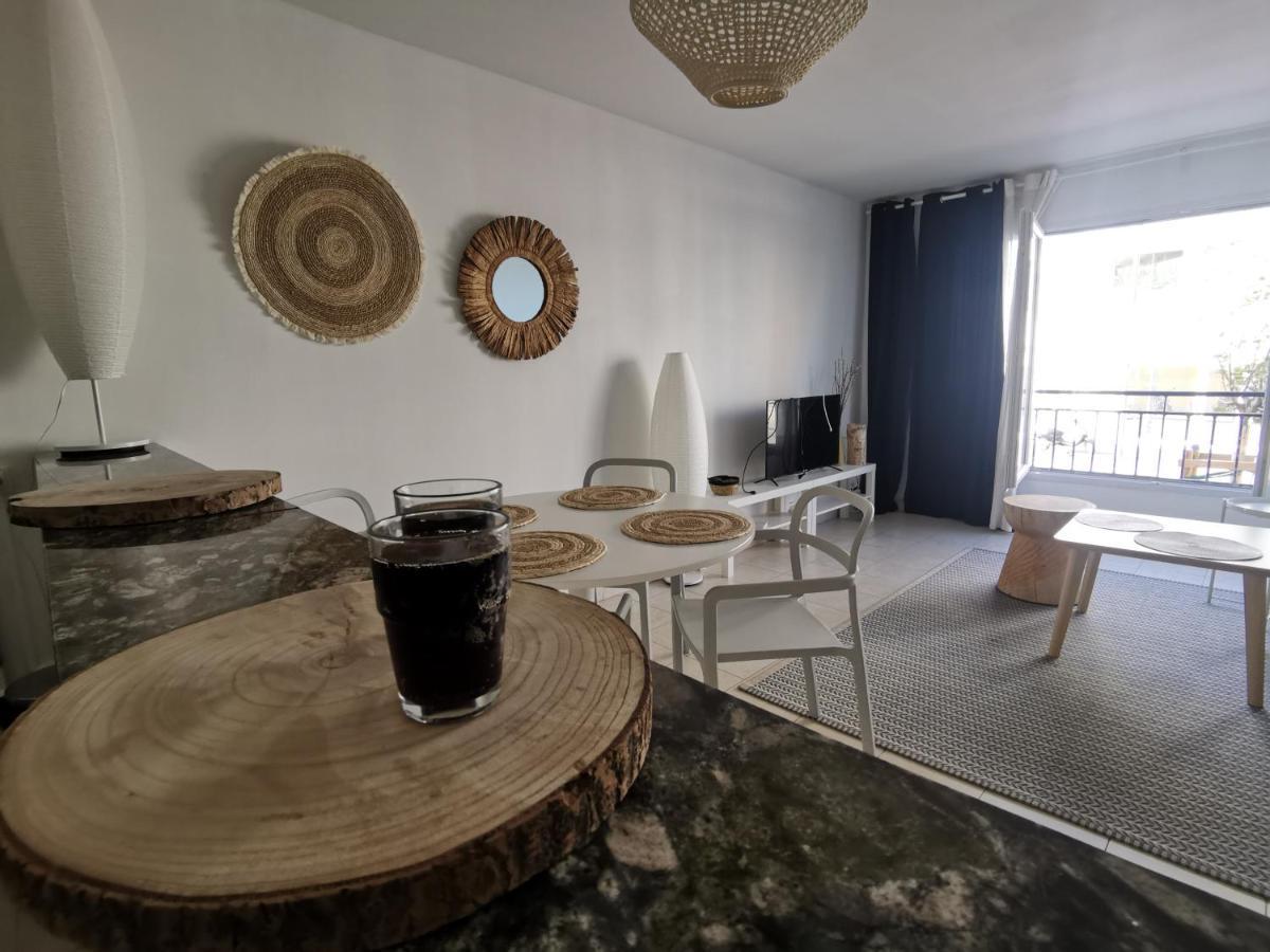 A 50 Metres De La Plage Et 10 Minutes Du Vieux Port 70M2 Sur La Corniche Vue Mer Marseille Exterior photo